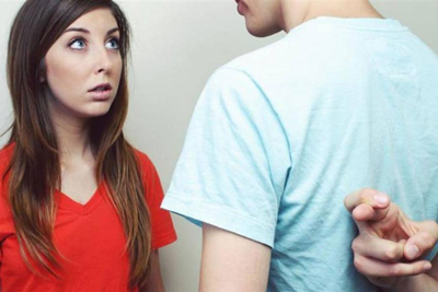 Ложь в отношениях: 6 причин, почему мужчины обманывают