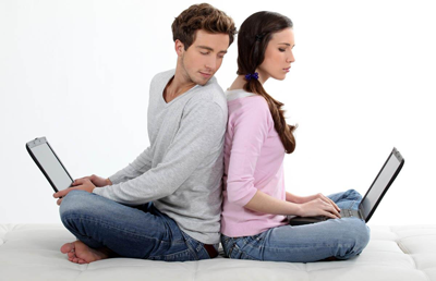 Считать ли виртуальный роман изменой